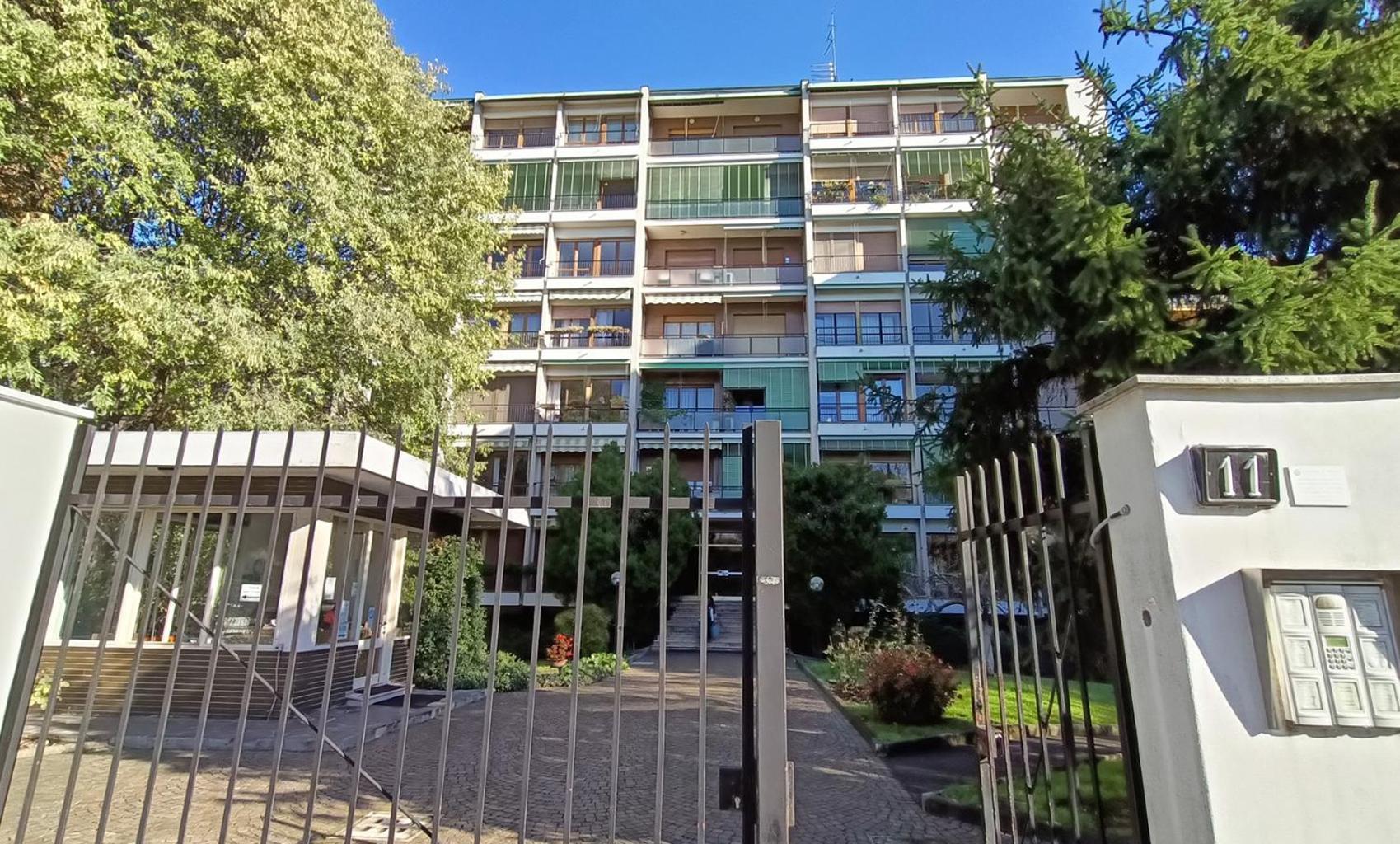Sahi - Via Dei Ciclamini Mm1 Primaticcio, Stadio San Siro, Ospedale San Carlo Milan Bagian luar foto