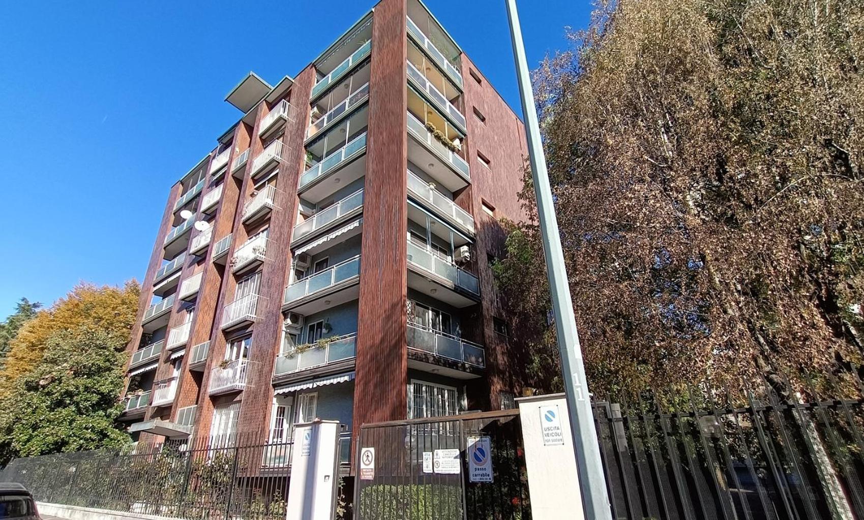 Sahi - Via Dei Ciclamini Mm1 Primaticcio, Stadio San Siro, Ospedale San Carlo Milan Bagian luar foto