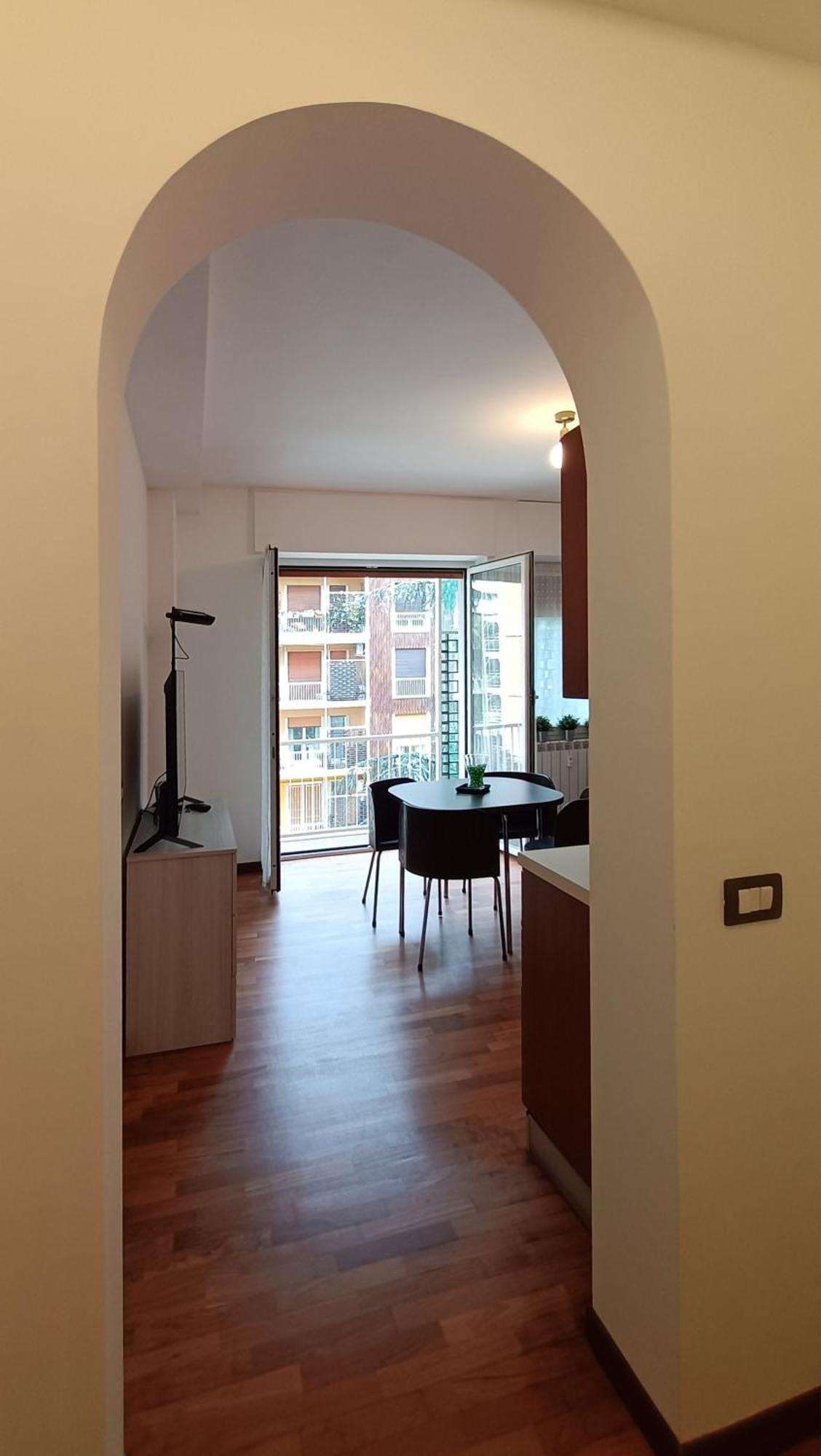 Sahi - Via Dei Ciclamini Mm1 Primaticcio, Stadio San Siro, Ospedale San Carlo Milan Bagian luar foto