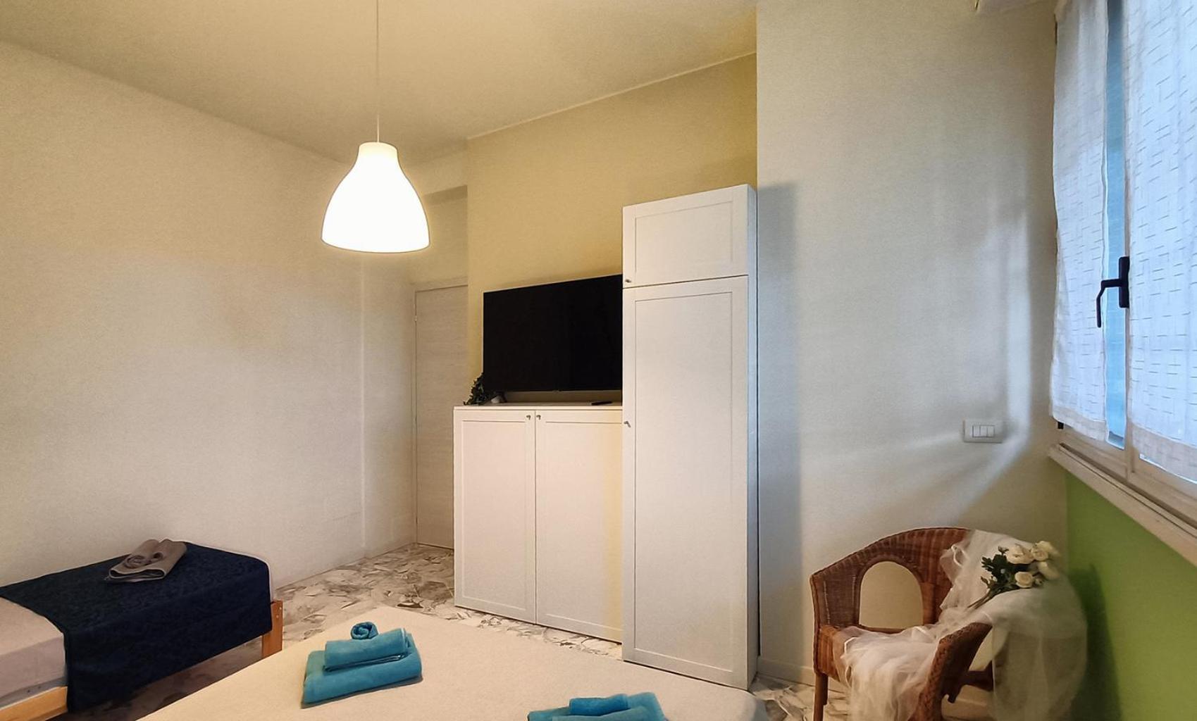Sahi - Via Dei Ciclamini Mm1 Primaticcio, Stadio San Siro, Ospedale San Carlo Milan Bagian luar foto