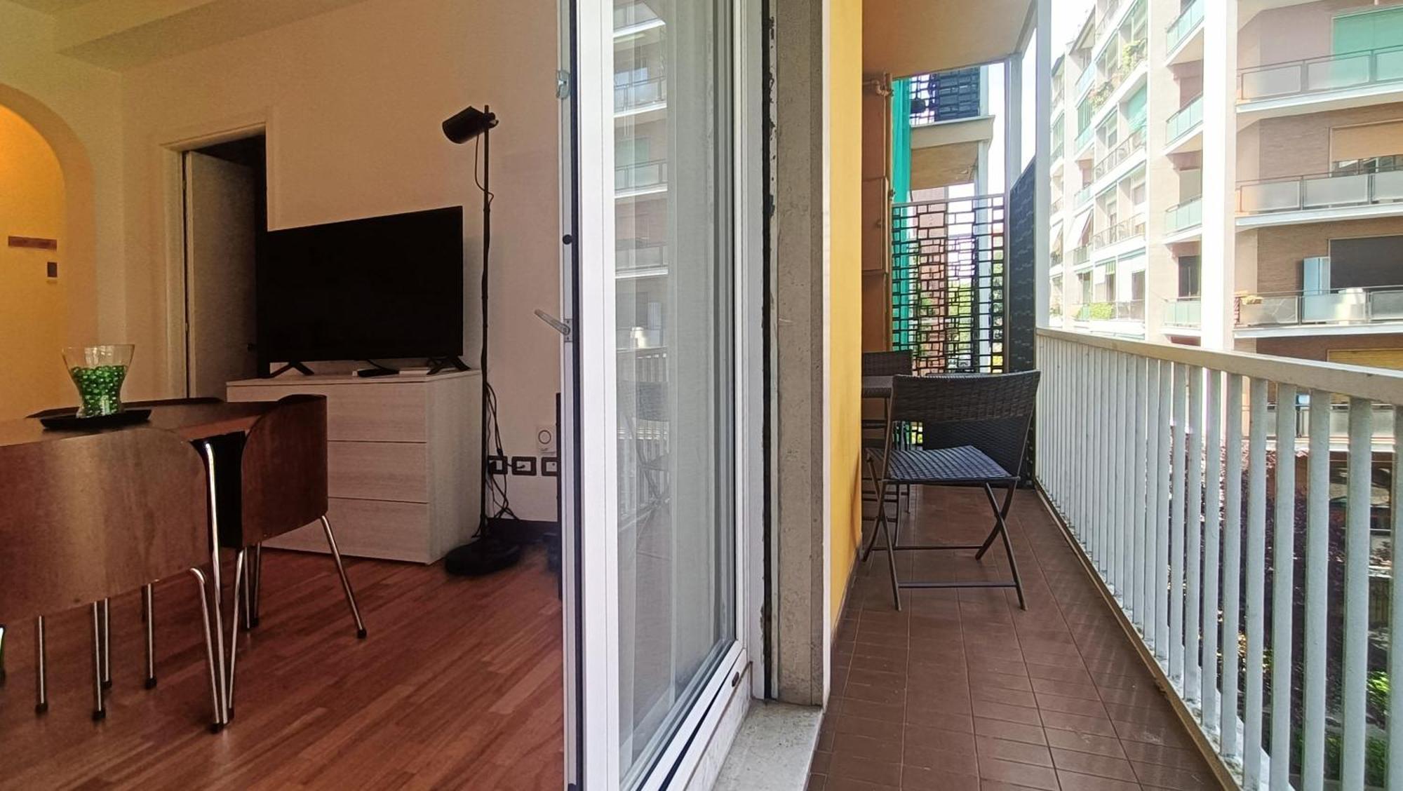 Sahi - Via Dei Ciclamini Mm1 Primaticcio, Stadio San Siro, Ospedale San Carlo Milan Bagian luar foto
